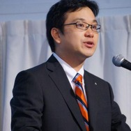 小学校の頃からガンダム好きという、相模屋の鳥越淳司代表取締役社長