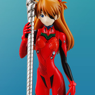 アスカが手にしたロンギヌスの槍で貫け！｢エヴァンゲリオン｣の使徒をモチーフにしたケーキが発売