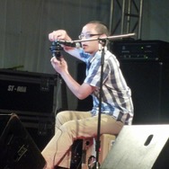 植松伸夫氏のバンドEBPとウダーの演奏が響いた!“自由が丘女神まつり”ライブレポート