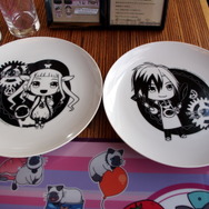 料理もこのミート皿で出てきます。