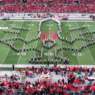あの有名兄弟も出演！？大学のマーチングバンドが魅せたゲームづくしのハーフタイム