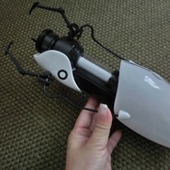ポータルガンのミニチュアレプリカ