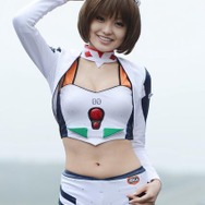 “エヴァレーシング”レースクイーン