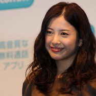 【フォトレポート】吉高由里子さんの本領発揮!? 無料通話アプリ「comm」スタート発表会