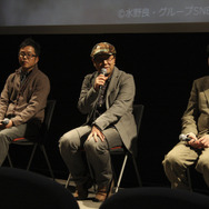 原作者を前にやや緊張気味の追崎監督