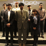 前列左からゲームオン宗氏、水野氏、角川書店森丘氏