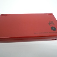 ニンテンドーDSi(スーパーマリオ25周年仕様)