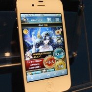 スマートフォンならではの直感的な操作が可能