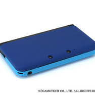 ブルーのコントラストがクール