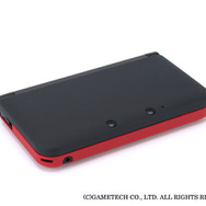 上面がブラックのダークなデザイン