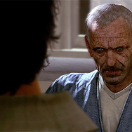 アメリカ海兵隊所属フランク・ウッズ軍曹が前作に引き続き登場。メネンデスとも面識があるようだが・・・