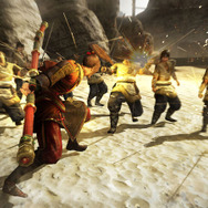 三本の短い棍を鎖で連結させた武器