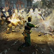 幾重にも刃が連なっていて、刃を分割し、延ばして攻撃することができる