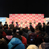 多くのファンが駆けつけた