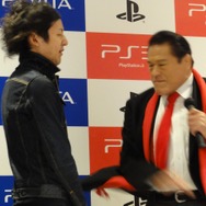 史上初のビンタ同梱パック、猪木さんの闘魂ほとばしるビックロイベントをフォトレポート