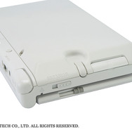 通信プレイ時のバッテリー不足を解消、3DS LLの動作時間が2倍になる「メガバッテリーパック3DLL」