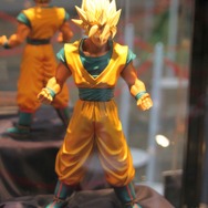 【ジャンプフェスタ2013】悟空がかっこよすぎる・・・。フィギュアの展示もゲームに負けない盛り上がり
