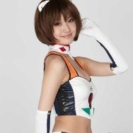 水谷望愛（綾波レイ役）(c)カラー