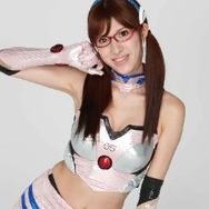 高塚麻奈（真希波マリ・イラストリアス役）(c)カラー