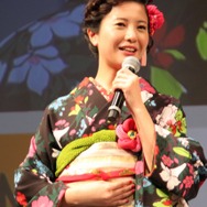 【フォトレポート】吉高由里子さんの着物姿がまぶしかった、ディー・エヌ・エー新ロゴ発表会