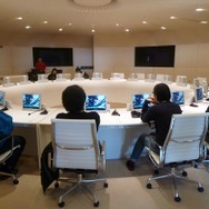 豪華すぎる会議室