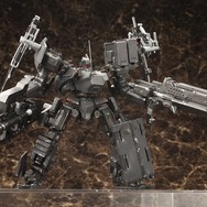 『ARMORED CORE V』の「UCR-10L AGNI」が1/72スケールのプラキットで登場