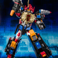 ULTRA-ACT「サンダーグリッドマン」、グリッドマンへの装着や合体ギミックを再現