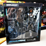 スクウェア・エニックスのプレイアーツ改フィギュアチームよりビッグプレゼント