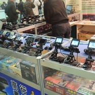 GPS車載器も販売中