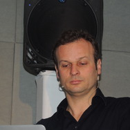 Guerrilla Gamesの共同設立者であり、マネージングディレクターを務めているHermen氏