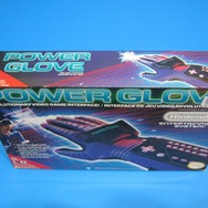 伝説のファミコン専用コントローラー「パワーグローブ」がeBayに出品