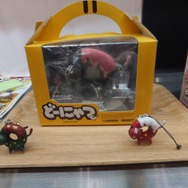 【ワンフェス2013冬】あの「どーにゃつ」がアミューズメント景品化、2月下旬ゲーセンに登場