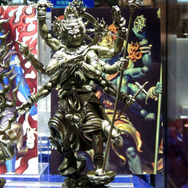 【ワンフェス2013冬】雪ミクと仏像とZETMAN・・・ケンエレファントブースのクオリティに驚く