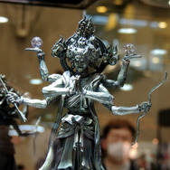 【ワンフェス2013冬】雪ミクと仏像とZETMAN・・・ケンエレファントブースのクオリティに驚く