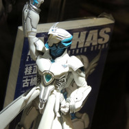 【ワンフェス2013冬】雪ミクと仏像とZETMAN・・・ケンエレファントブースのクオリティに驚く