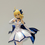 【ワンフェス2013冬】ドレスをまとったセイバーが素敵！アルターブースは人気キャラが大集結