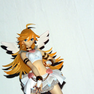 【ワンフェス2013冬】ドレスをまとったセイバーが素敵！アルターブースは人気キャラが大集結