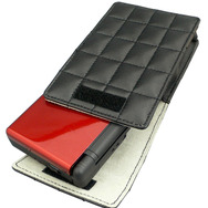 キーズファクトリー、高級感あるDSアクセサリを2種