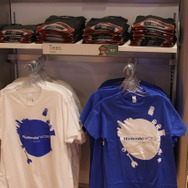 Nintendo World Storeのロゴ入り