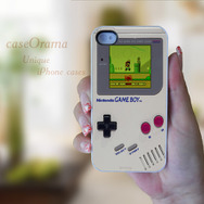 iPhone5がゲームボーイに変身?本物そっくりに見えるラバーハードケース