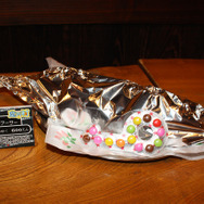 魔界村の騎士アーサー。イチゴ柄紙ナプキンに注目