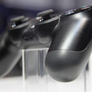 【GDC 2013】プレイステーション4のコントローラー「デュアルショック4」をチェック(動画あり)