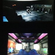 ロボットの遠隔操作には、十字キーとスライドパッド、ボタンを駆使