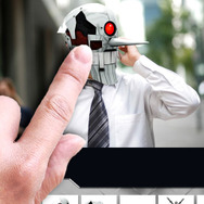 アプリを使用すると身近な場所に潜む機械人の撮影が可能