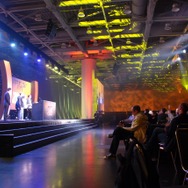 派手にショーアップされたIGFアワードの授賞式