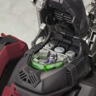 コックピットは単座式