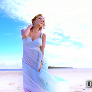 「BLUE BIRD」／スペシャル企画「浜崎あゆみ ミュージックビデオ イッキ見！」-(C) UULA