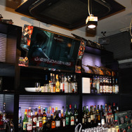 バーカウンターも『バイオハザード』っぽく演出