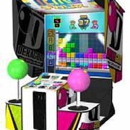 ゲーセン向けには超デカい『テトリス・デカリス』もあります