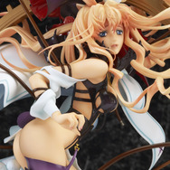 妖艶な姿を追求した傑作、1/7スケールフィギュア「シェリル・ノーム」2013年10月発売